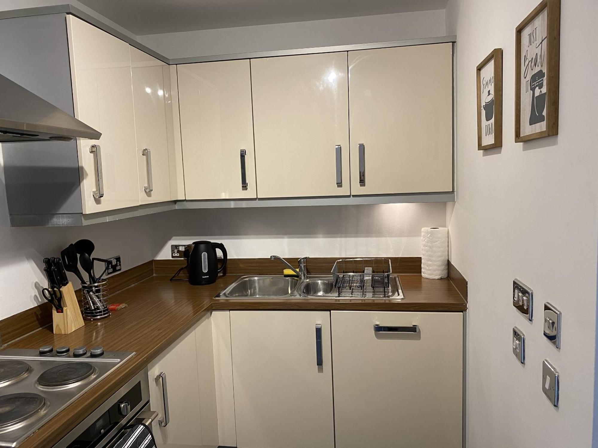 Tailor That Property - Chelsea House Milton Keynes Oda fotoğraf
